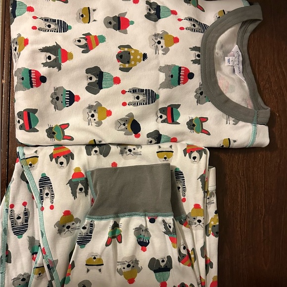 Company Store Christmas Pajamas Men's Large two piece ski dogs. EUC. Worn once. - Picture 3 of 5